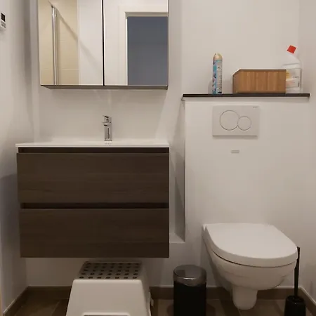 Amuzee - Gelegen Met 2 Slaapkamers, Met Ondergrondse Parkeerplaats Apartment