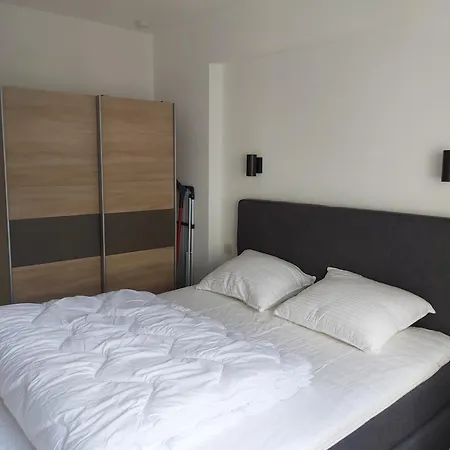 Amuzee - Gelegen Met 2 Slaapkamers, Met Ondergrondse Parkeerplaats * Nieuwpoort